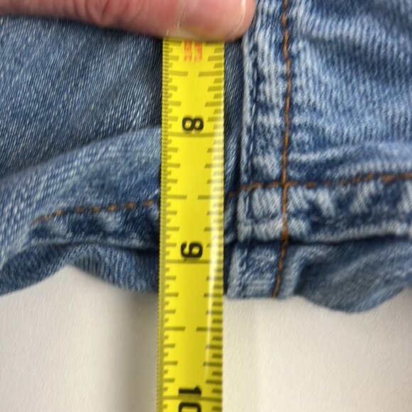 Guess Jeans Straight  Leg Mid rise Jeans - Picture 4 of 10